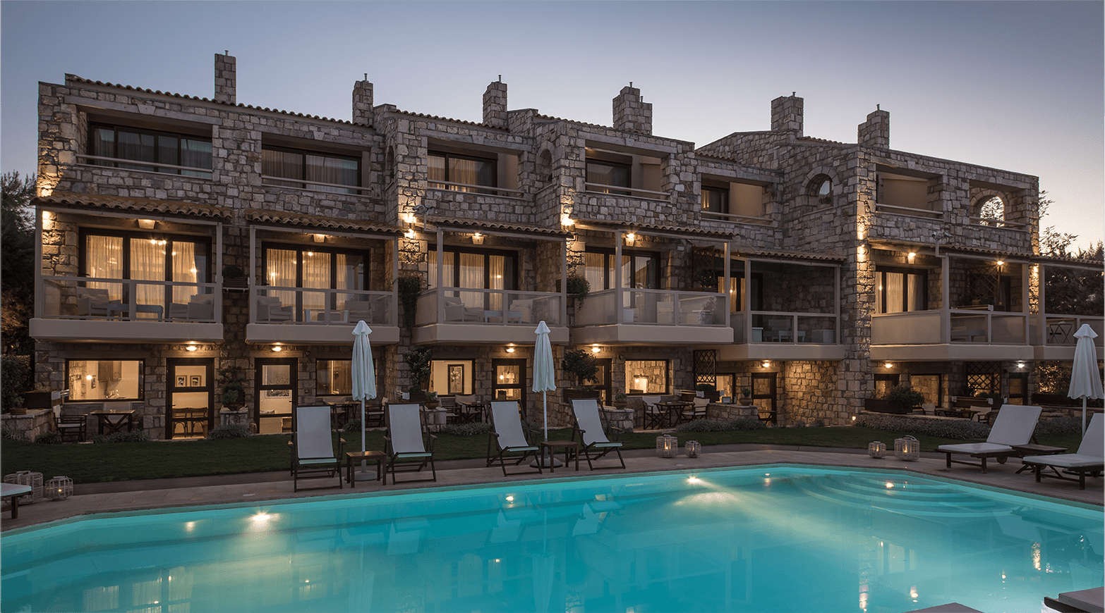 Enalio suites outside and pool view